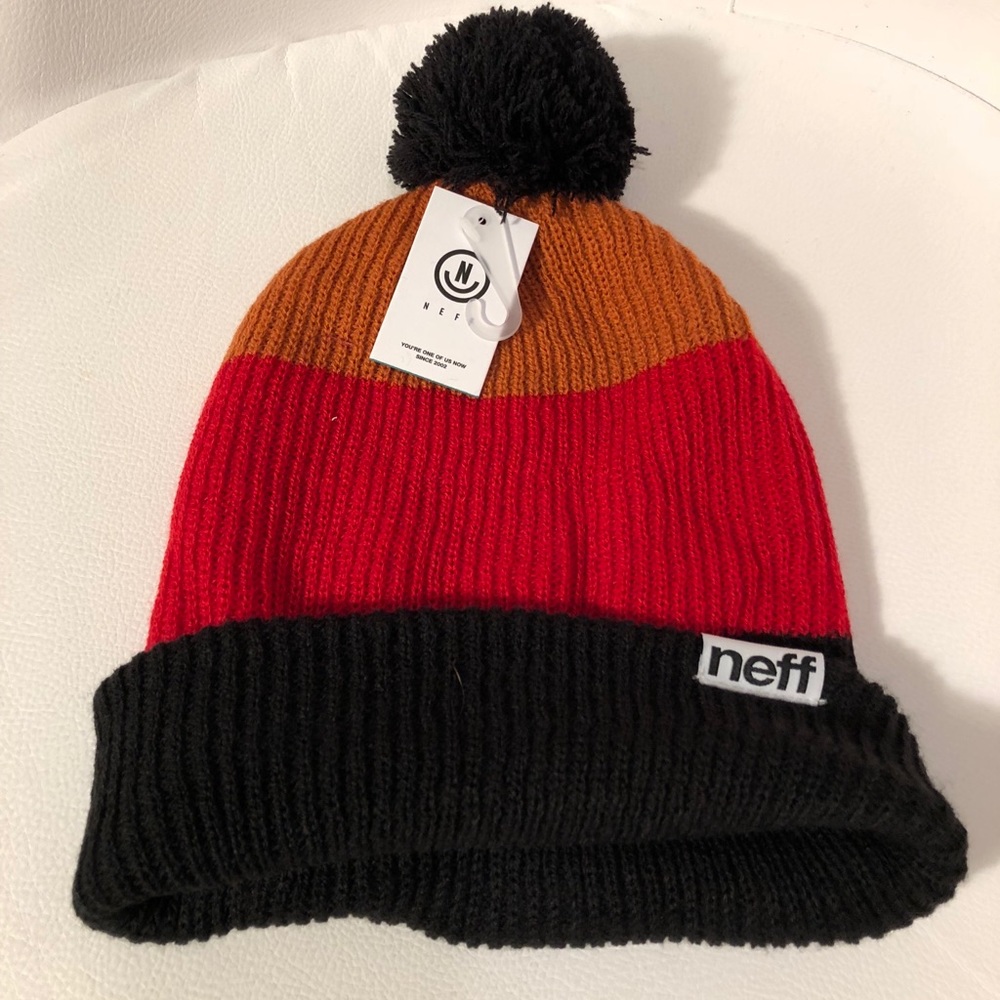 Neff Pom Pom beanie NWT
